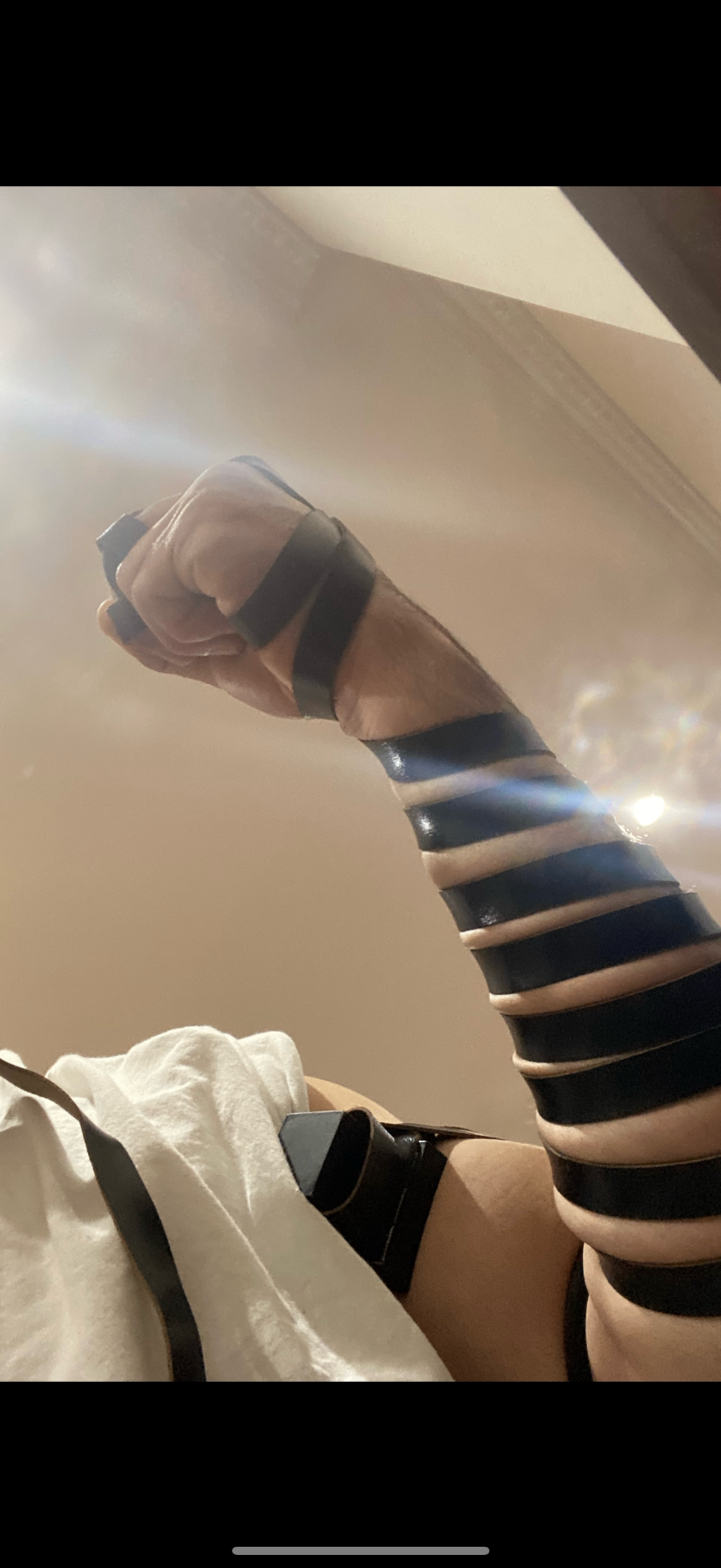 Tefillin with mirror reflection